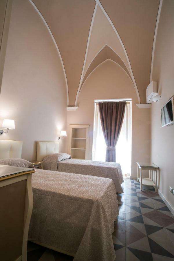 Palazzo Bove Bed & Breakfast กาลาโตเน ภายนอก รูปภาพ